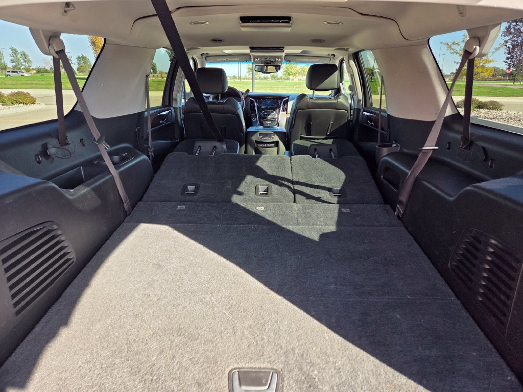 Used 2015 Cadillac Escalade ESV Luxury AWD/4WD image 42