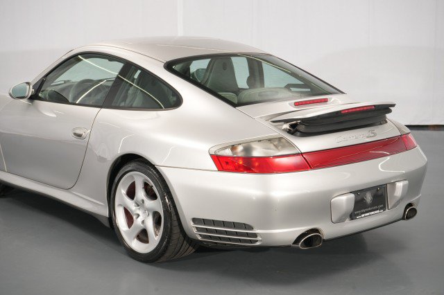 Used 2003 Porsche 911 Carrera 4S AWD/4WD image 25