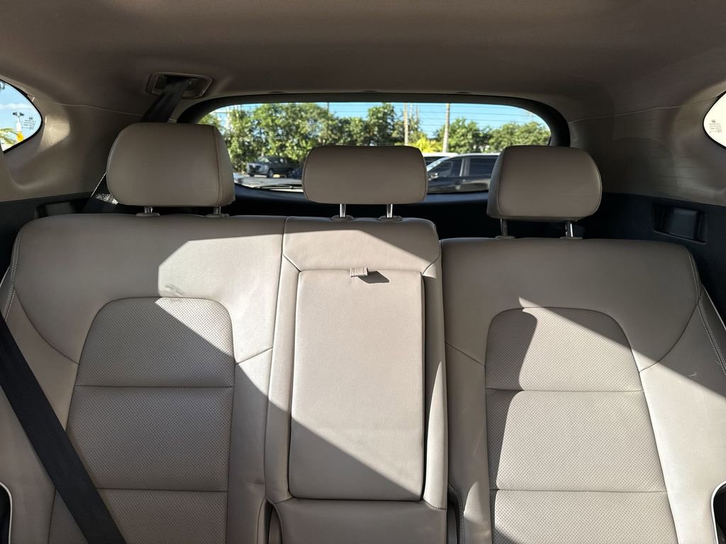 Used 2019 Hyundai Tucson Ultimate w/ Cargo Package image 19