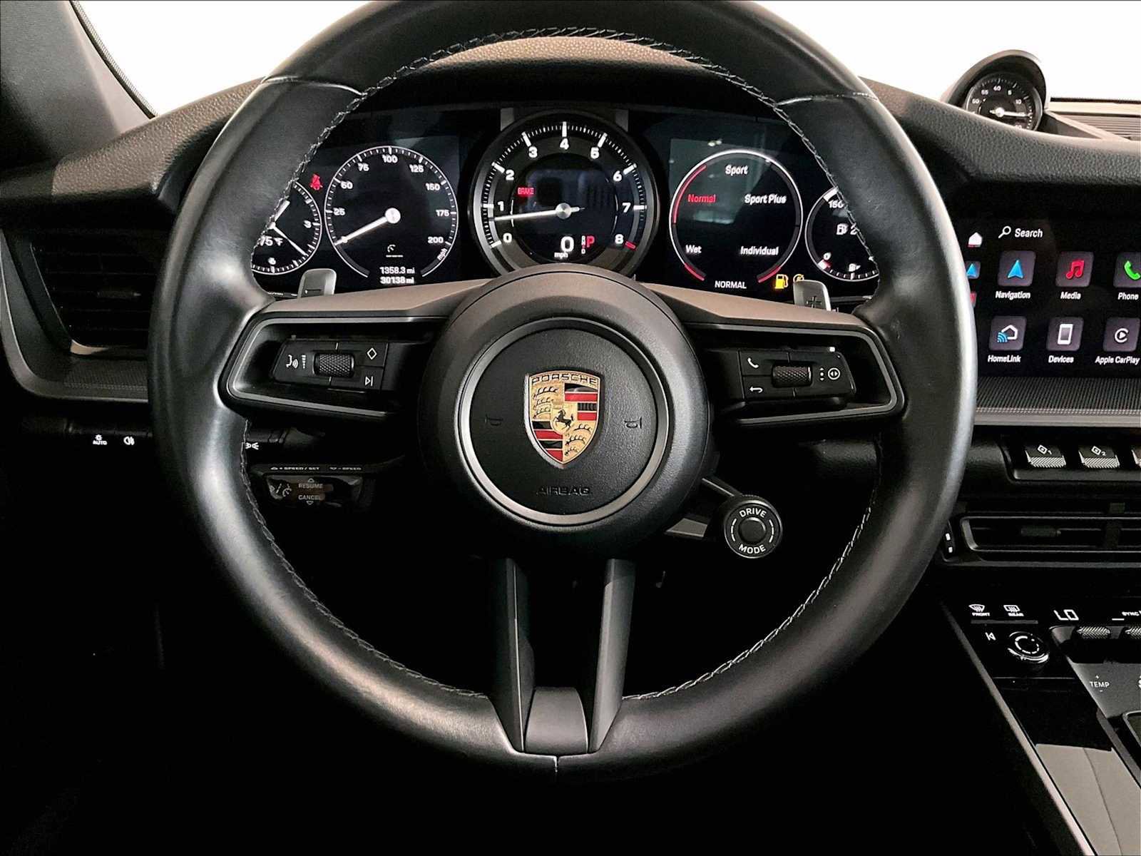 Used 2024 Porsche 911 Carrera 4 image 17