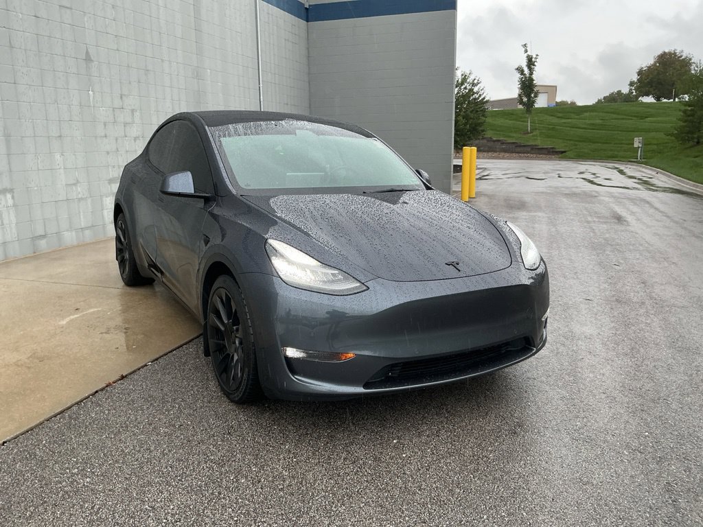 Used 2021 Tesla Model Y Long Range AWD/4WD image 14