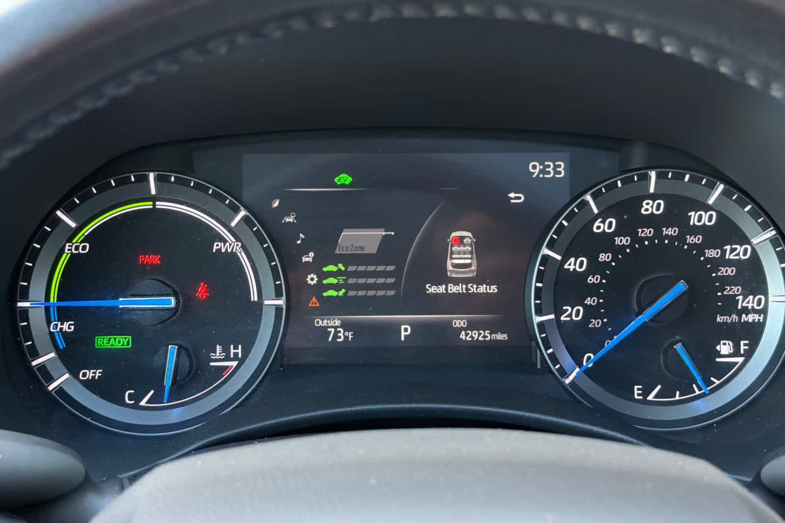 Used 2020 Toyota Highlander XLE AWD/4WD image 28