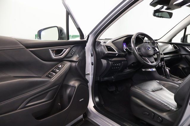 Used 2023 Subaru Forester Touring image 8