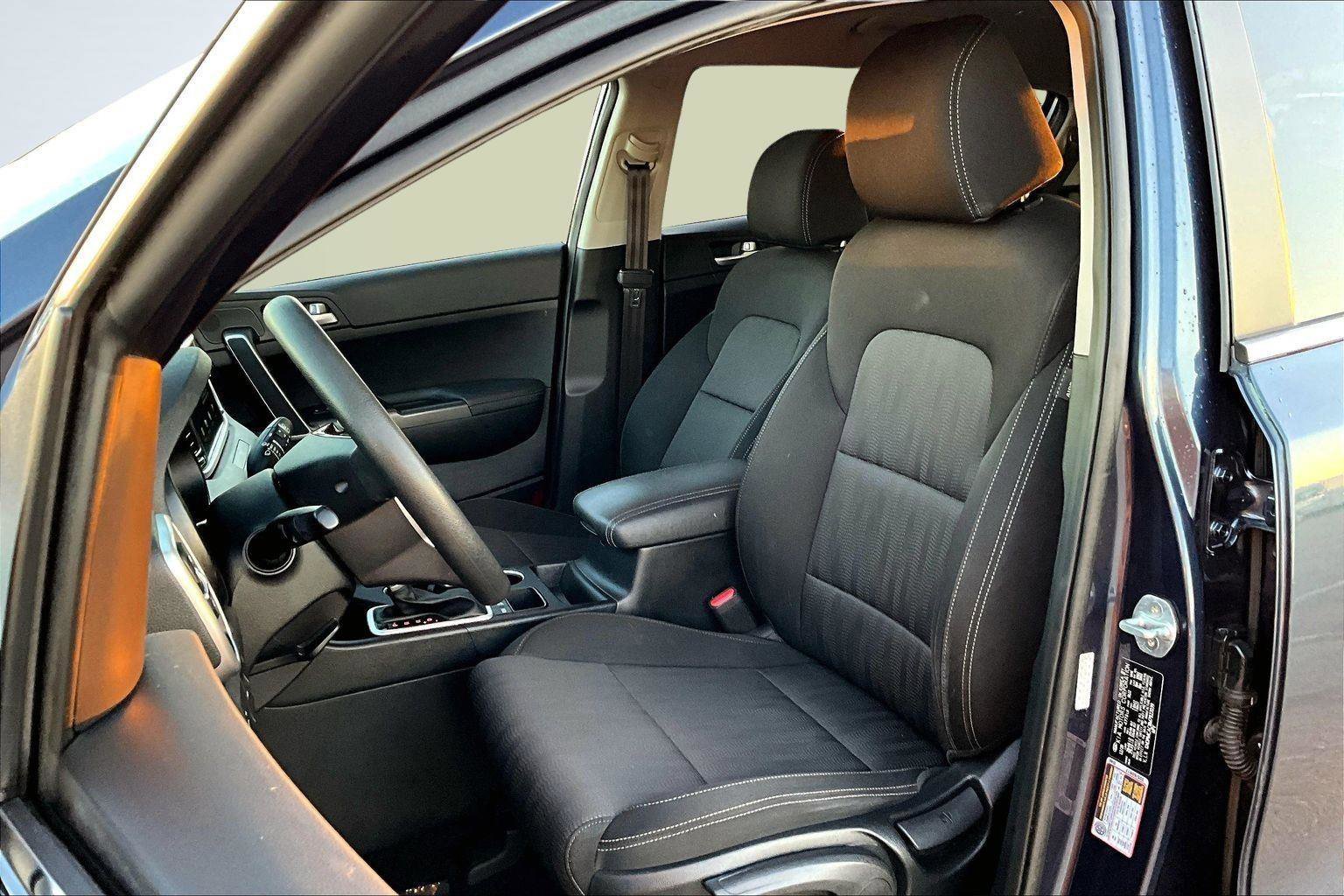 Used 2021 Kia Sportage LX image 24