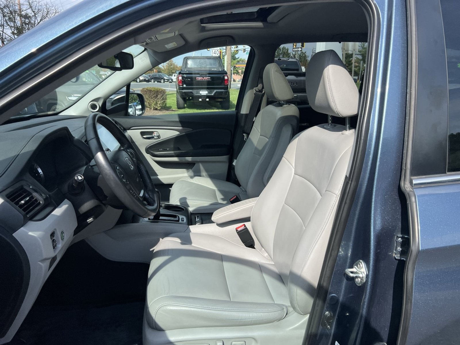 Used 2017 Honda Pilot EX-L image 13