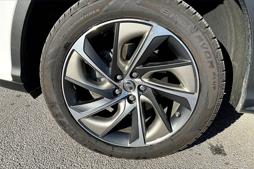 Used 2018 Lexus RX 350L AWD image 9