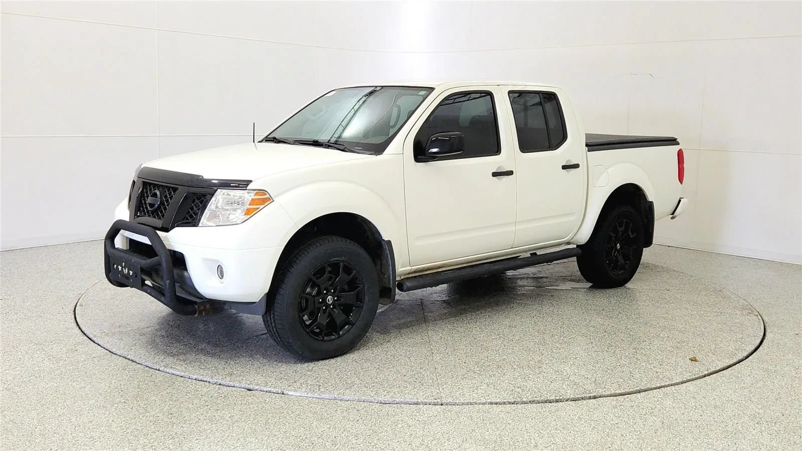 Used 2021 Nissan Frontier SV w/ Midnight Edition Floor Mats AWD/4WD image 3