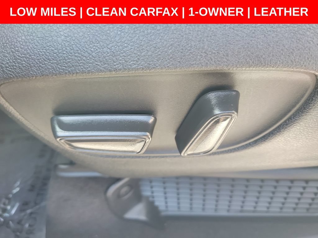 Used 2023 Toyota Sienna LE FWD image 17
