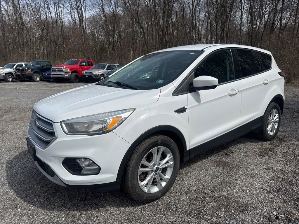 Used 2017 Ford Escape SE AWD/4WD image 4