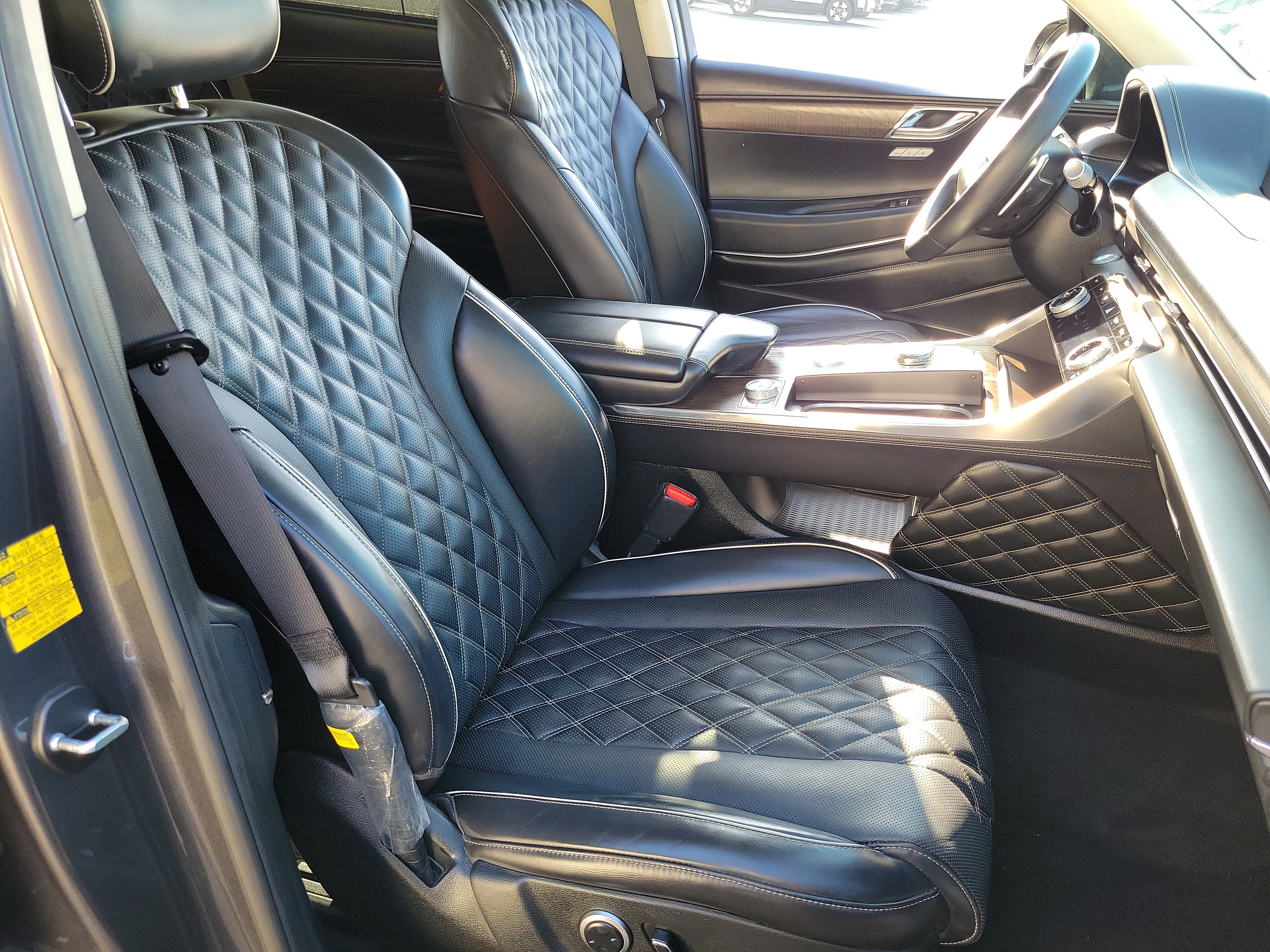 Certified 2023 Genesis GV80 3.5T image 19