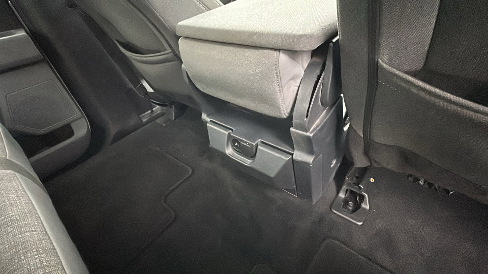 Used 2024 Ford F250 XLT image 28