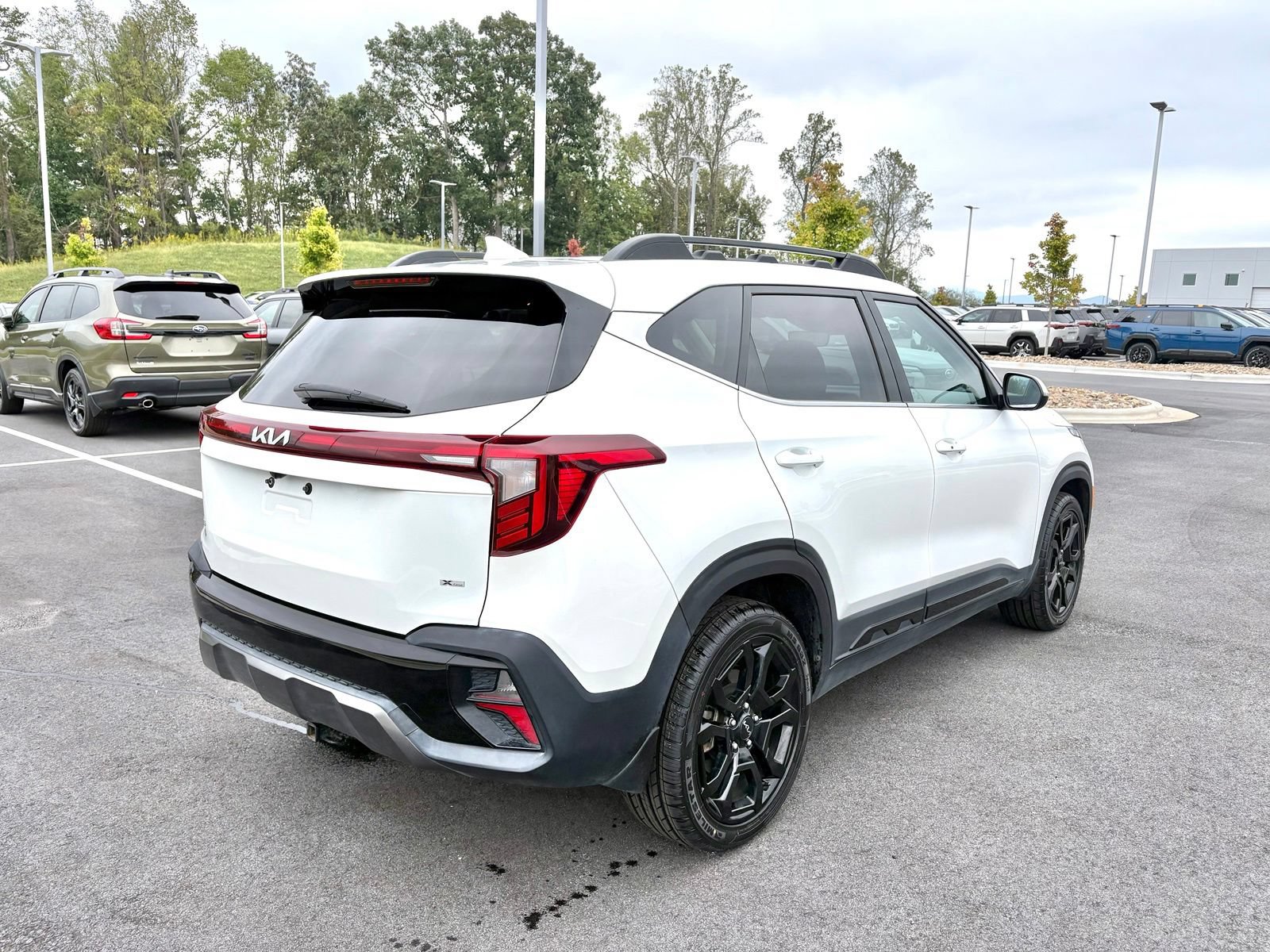 Used 2024 Kia Seltos X-Line AWD/4WD image 7