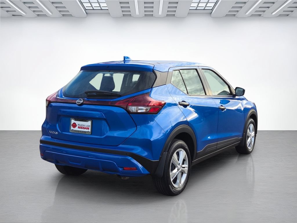 Used 2025 Nissan Kicks Play S FWD image 4