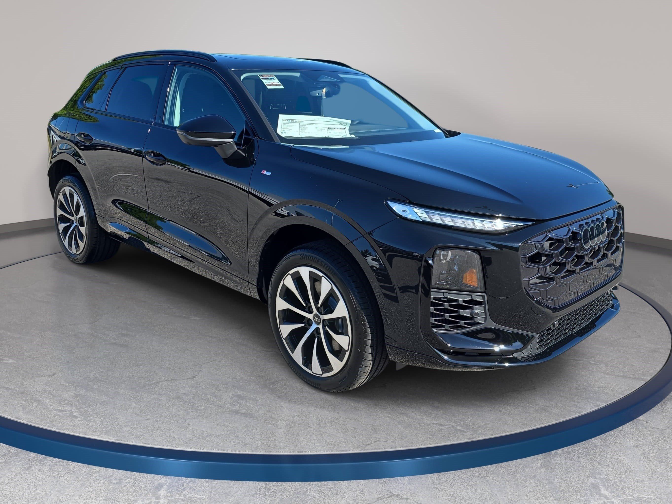 New 2026 Audi Q3 quattro 2.0T AWD/4WD image 3
