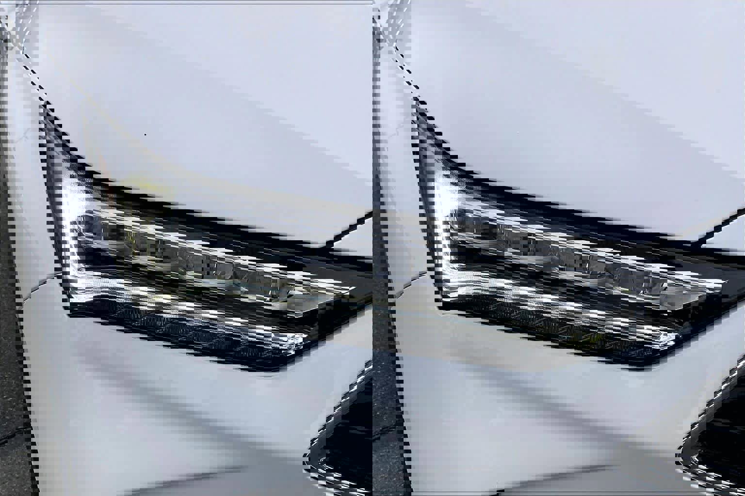 Used 2025 Acura MDX FWD w/ Technology Package image 30