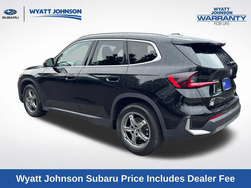 Used 2023 BMW X1 xDrive28i AWD/4WD image 4