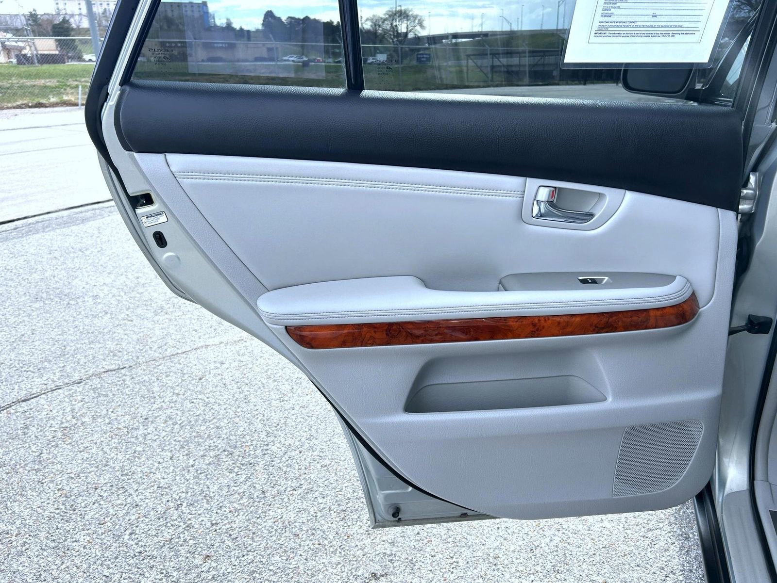 Used 2005 Lexus RX 330 AWD image 17