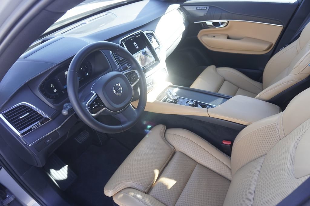 Used 2023 Volvo XC90 B6 Ultimate image 18
