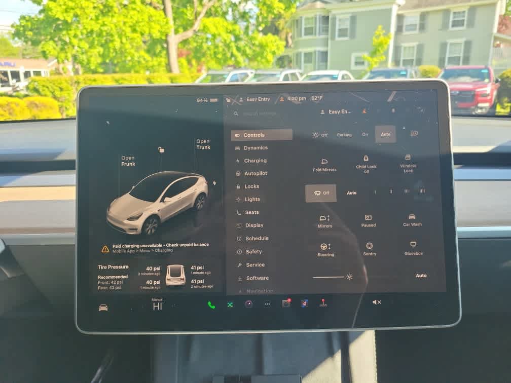 Used 2023 Tesla Model Y AWD image 17