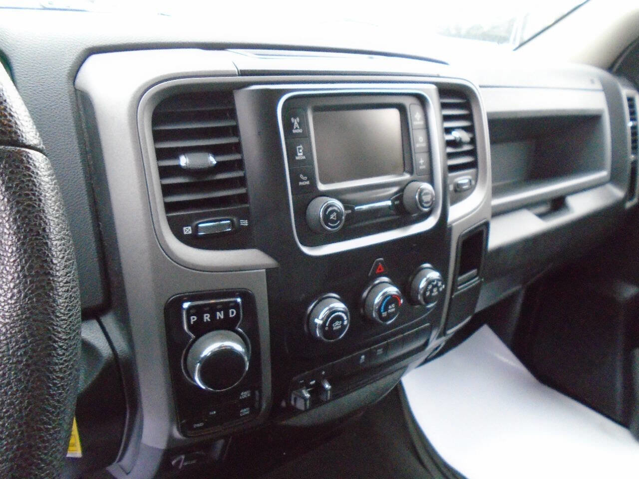 Used 2015 RAM 1500 Express image 10