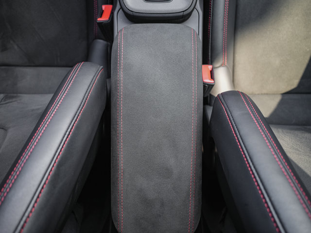 Used 2024 Porsche 911 Carrera GTS RWD image 32