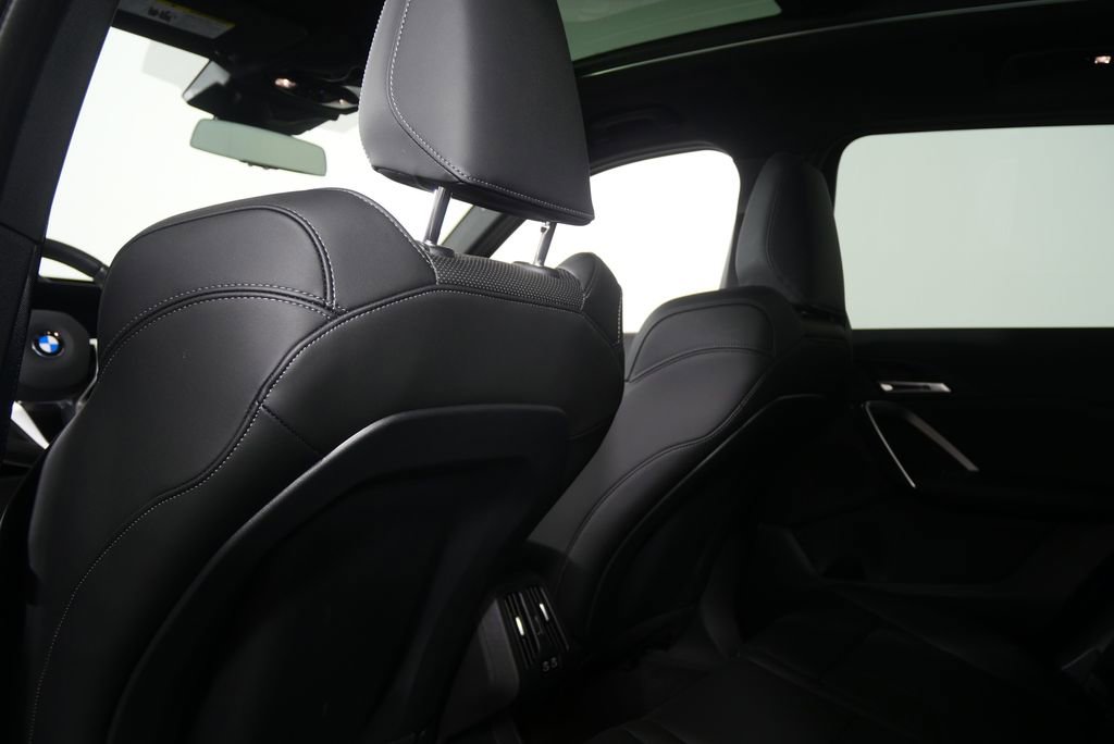 Certified 2025 BMW X1 xDrive28i AWD/4WD image 15