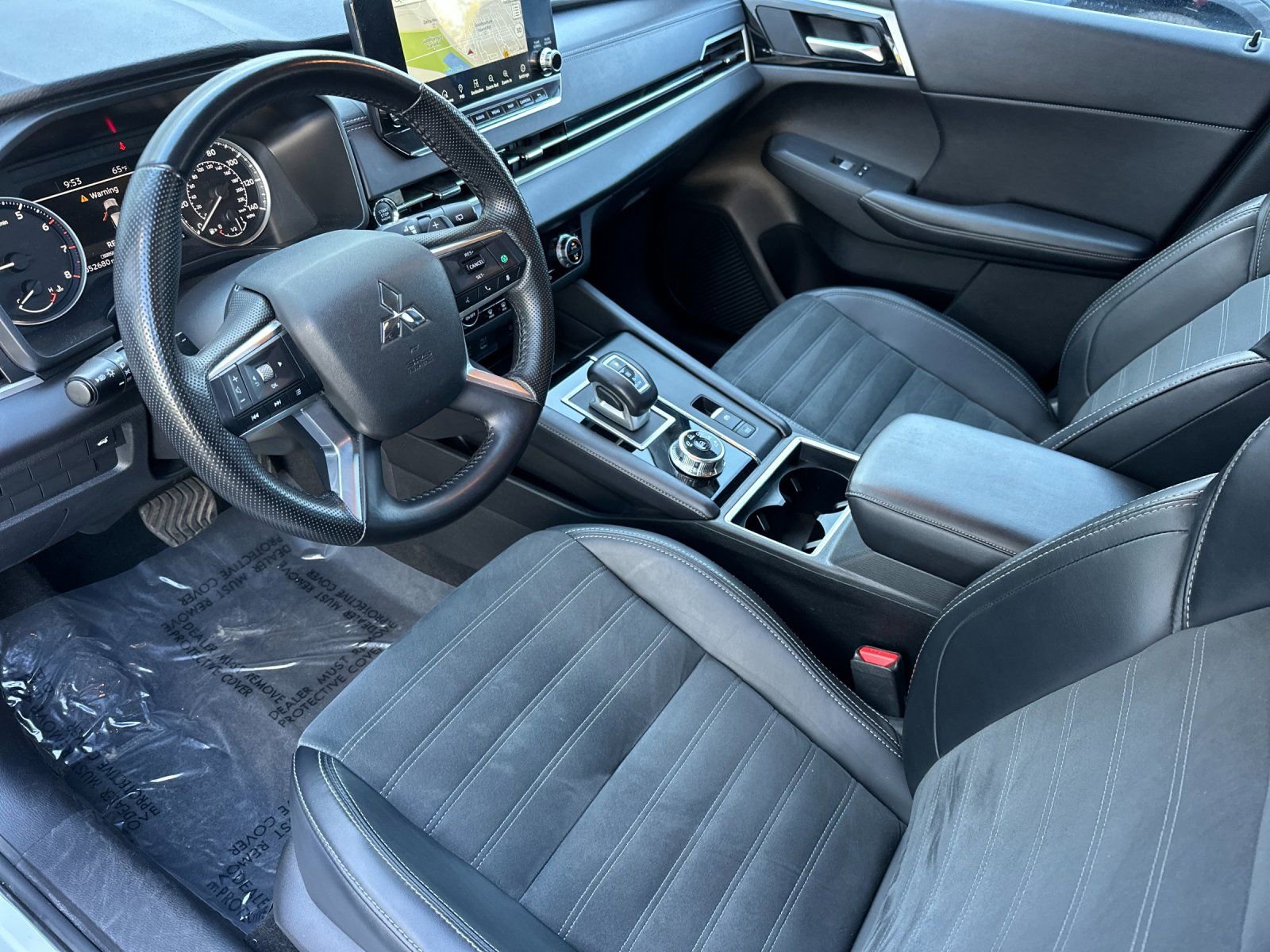 Used 2024 Mitsubishi Outlander SE FWD image 10
