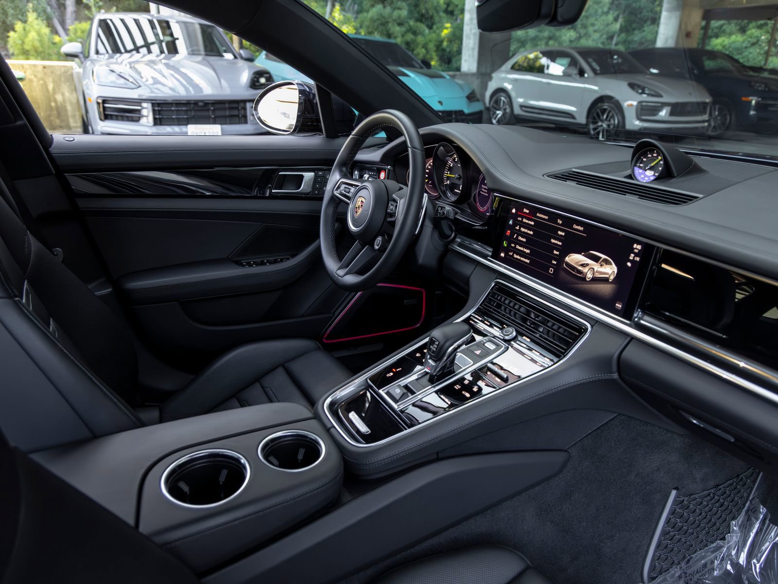 Certified 2022 Porsche Panamera 4S AWD/4WD image 57