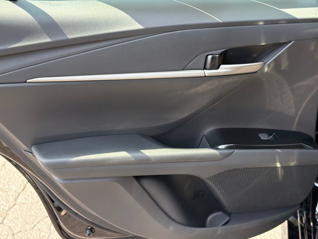 New 2026 Toyota Camry LE AWD/4WD image 19