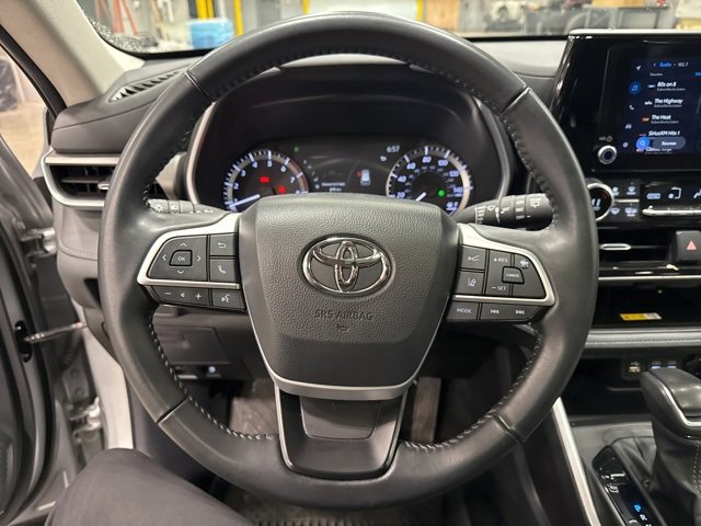Certified 2024 Toyota Highlander XLE image 22