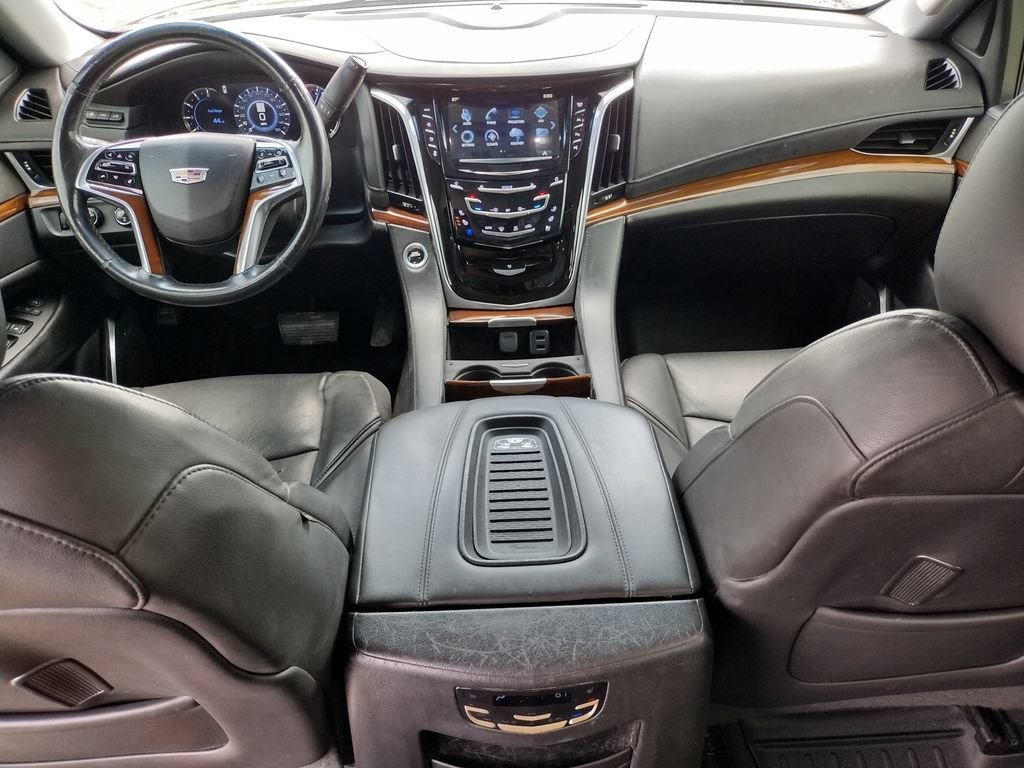 Used 2019 Cadillac Escalade ESV Luxury AWD/4WD image 7