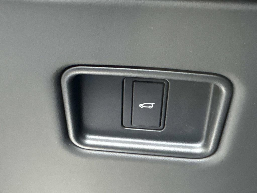 New 2026 Land Rover Range Rover Sport SE image 29