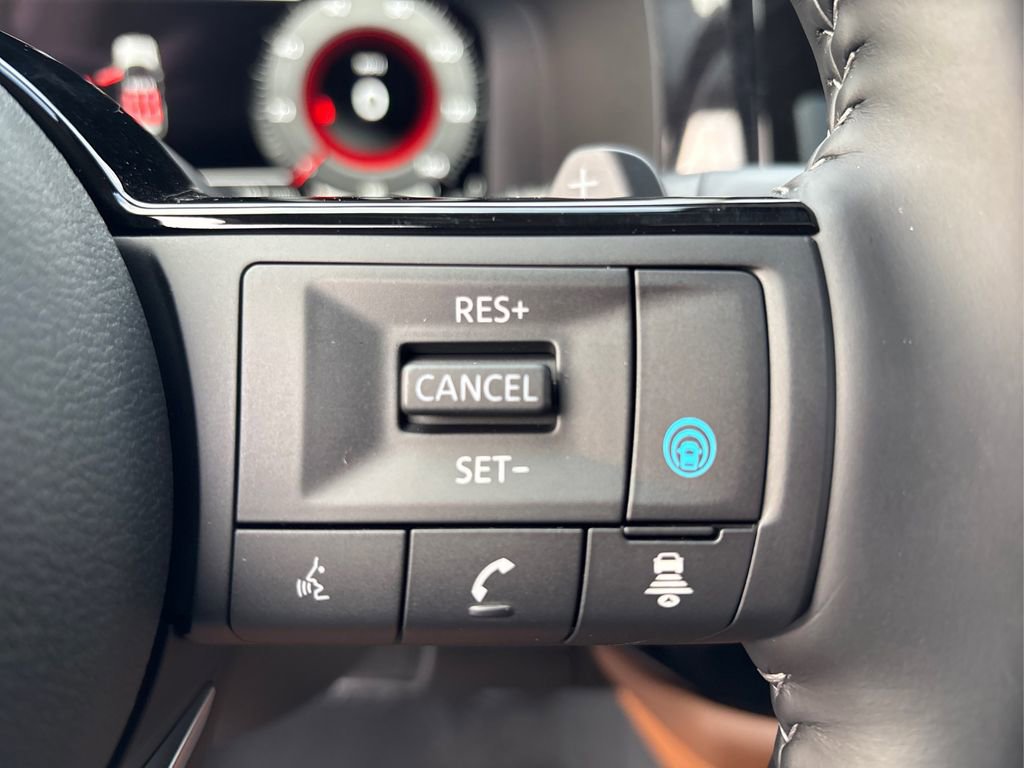 New 2025 Nissan Pathfinder Platinum w/ Lighting Package (N92) image 31