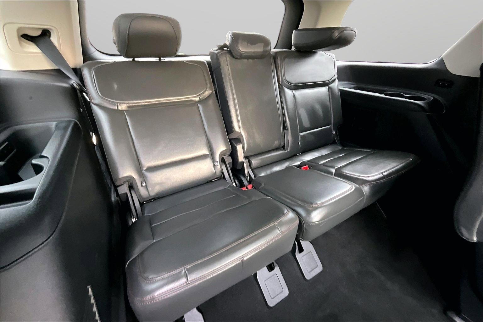 Used 2025 Ford Expedition Active image 19