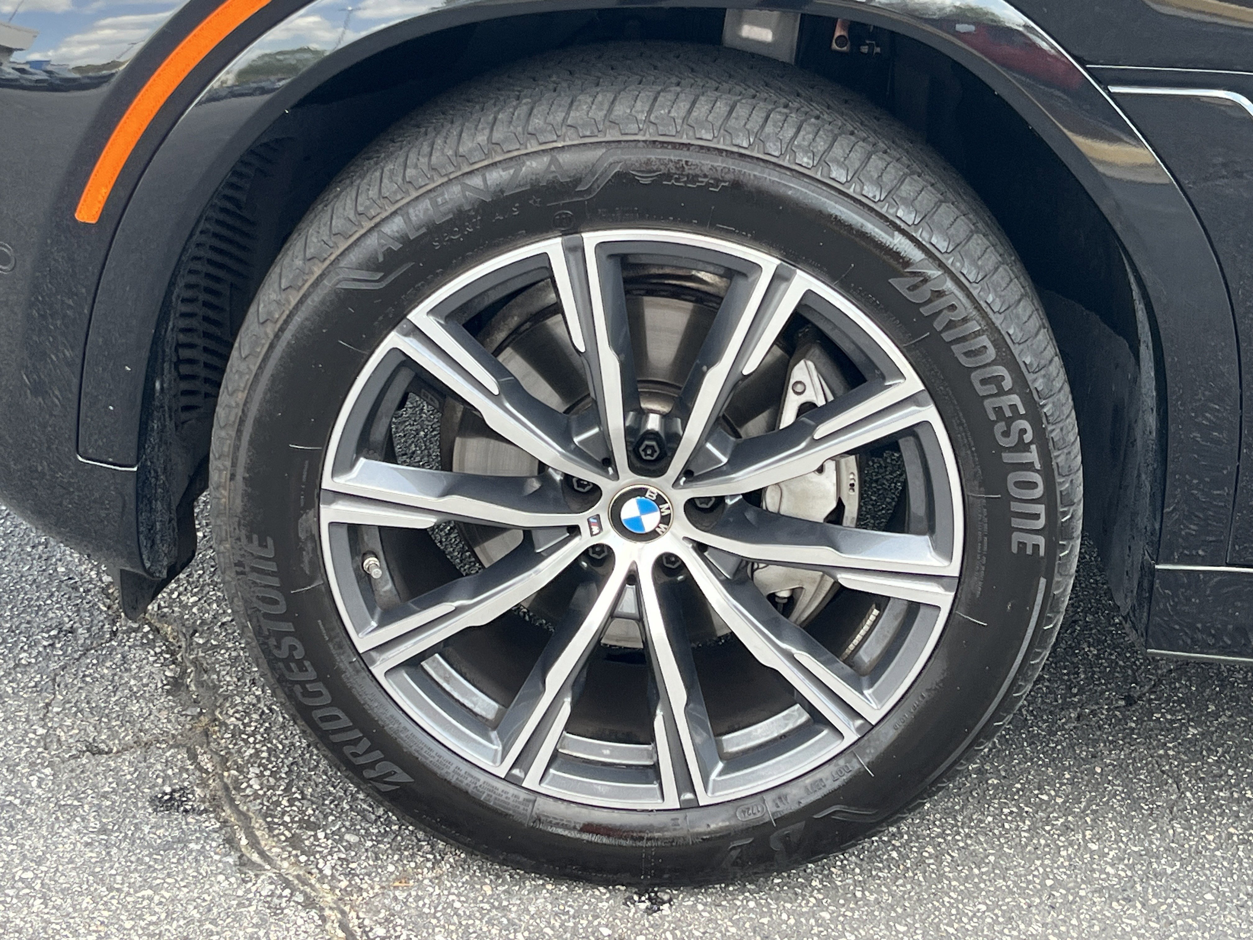 Used 2025 BMW X6 xDrive40i image 29
