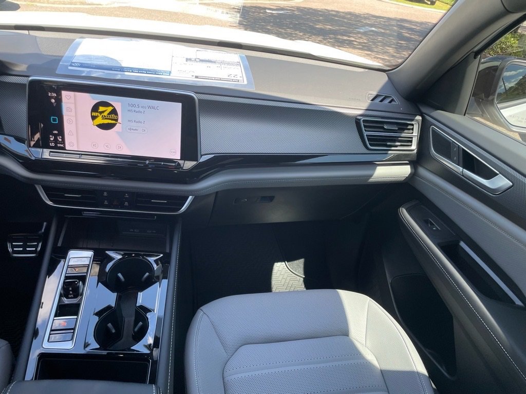 New 2026 Volkswagen Atlas Cross Sport SEL R-Line image 20