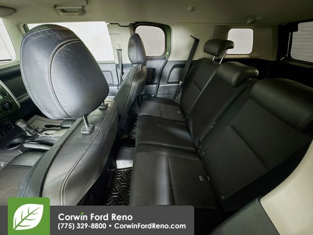 Used 2010 Toyota FJ Cruiser 4WD image 22