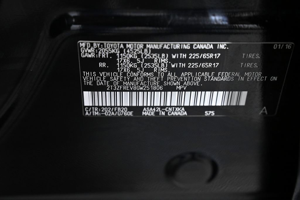 Used 2016 Toyota RAV4 LE image 29