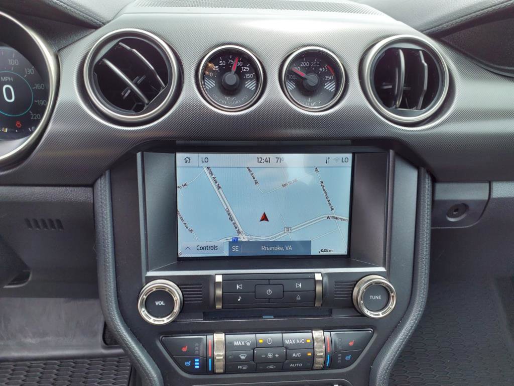 Used 2022 Ford Mustang Shelby GT500 w/ Technology Package image 16