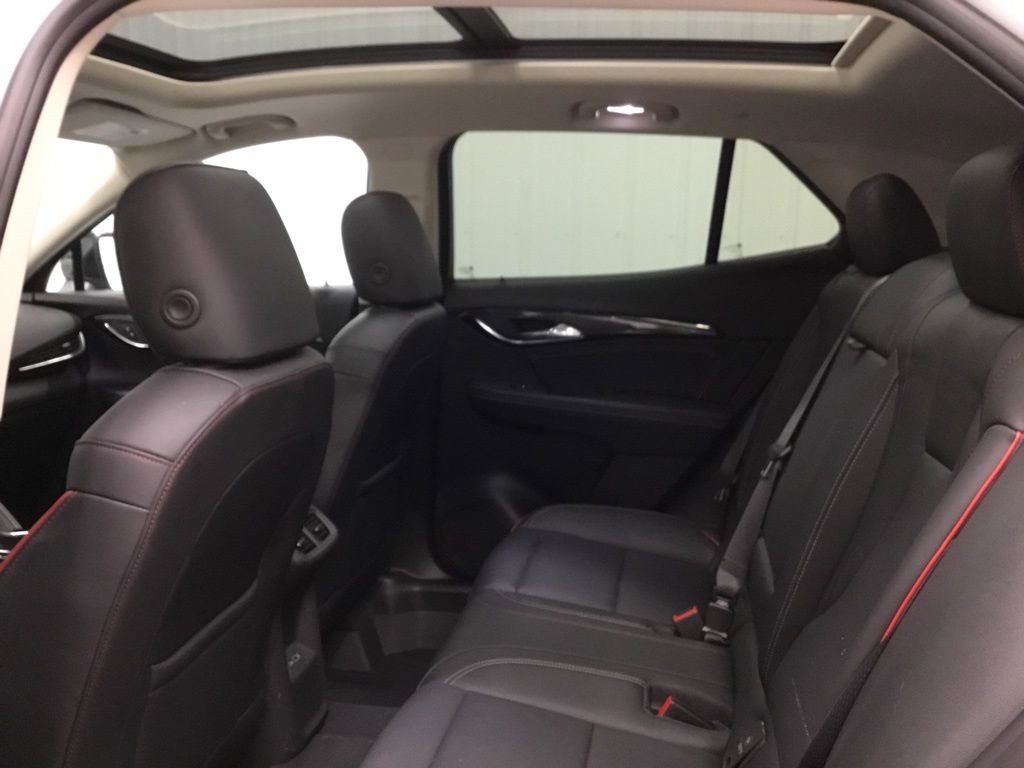 Used 2023 Buick Envision Essence w/ Sport Touring Package image 12