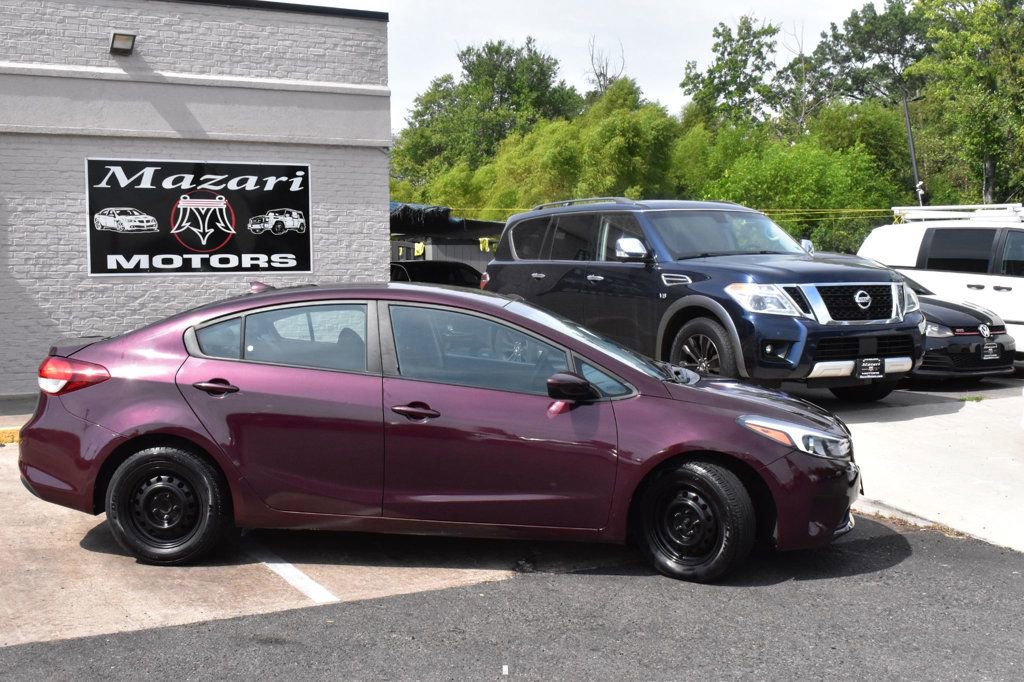 Used 2018 Kia Forte LX image 4