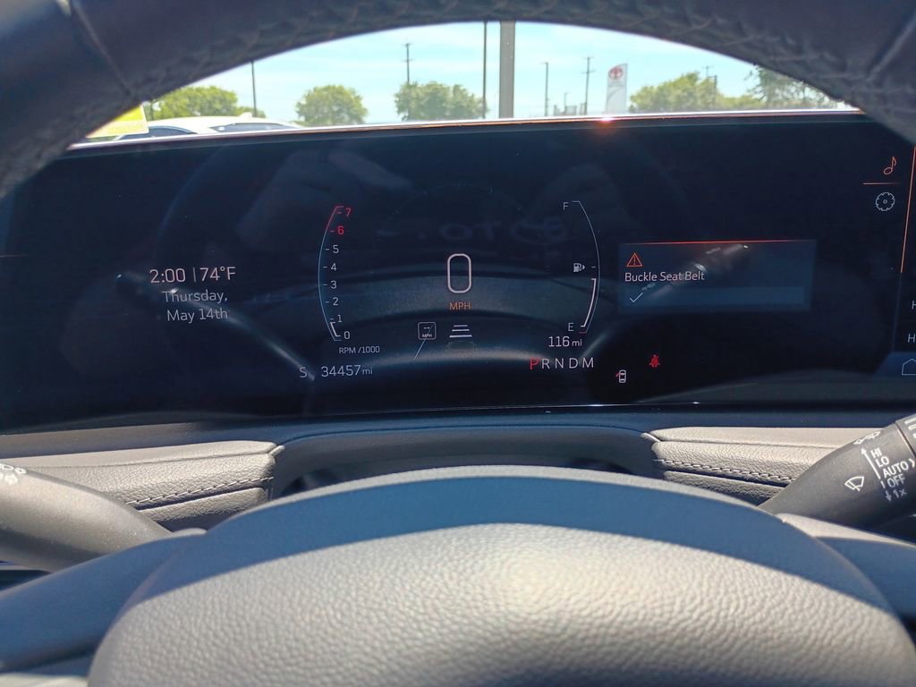 Used 2025 Cadillac XT4 Premium Luxury FWD image 11