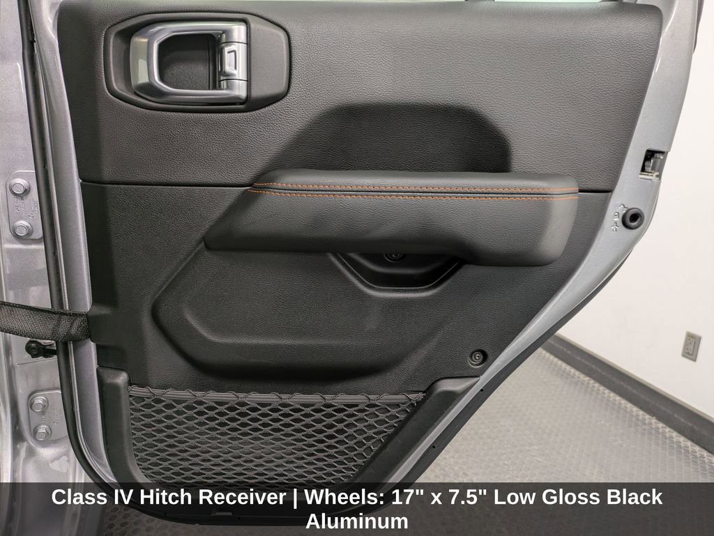 Used 2021 Jeep Gladiator Mojave AWD/4WD image 31