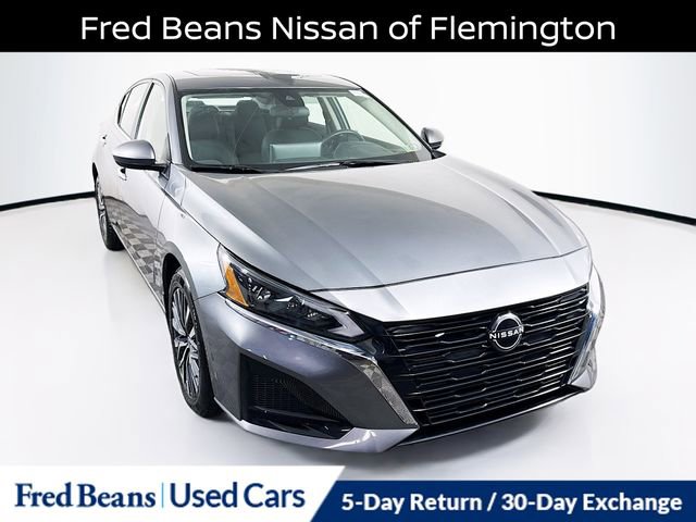 Certified 2023 Nissan Altima 2.5 SV w/ SV Premium Package
