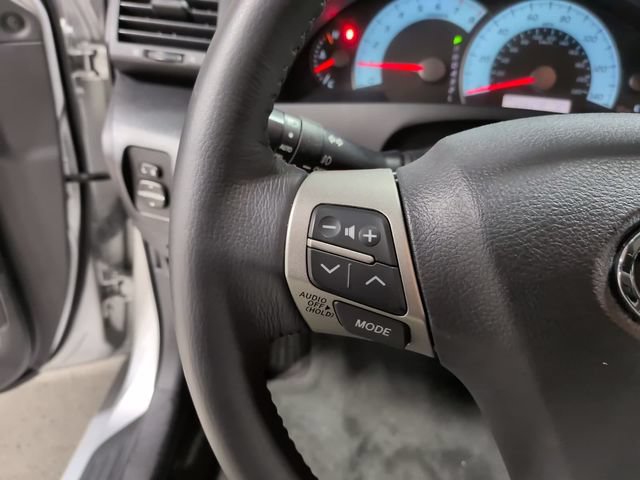 Used 2009 Toyota Camry SE FWD image 16