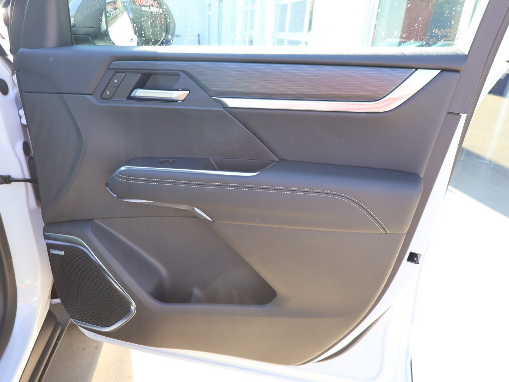 New 2027 GMC Acadia Elevation w/ Black Edition AWD/4WD image 38