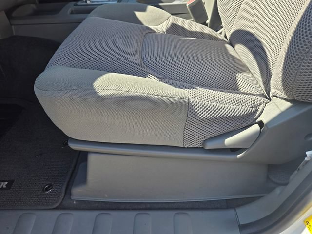 Used 2019 Nissan Frontier SV AWD/4WD image 16