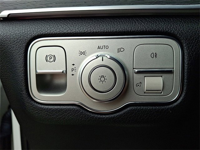 Used 2021 Mercedes-Benz GLE 350 4MATIC image 26