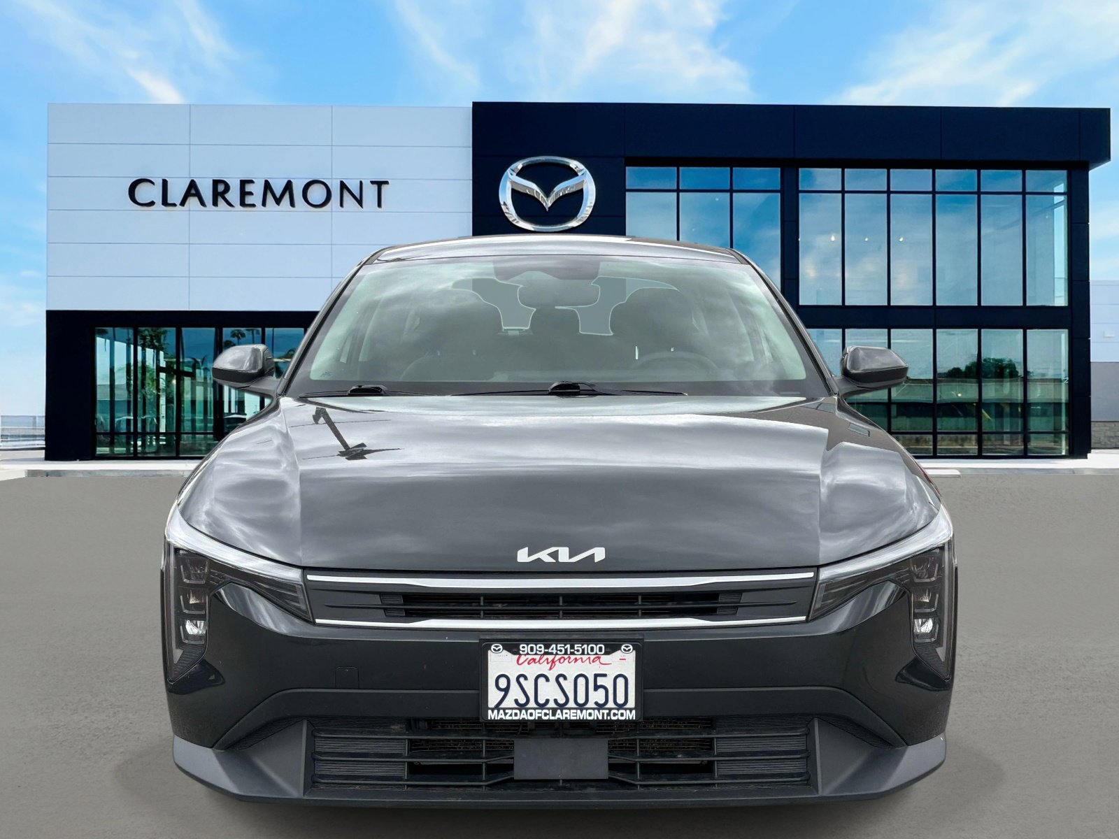 Used 2025 Kia K4 FWD image 2