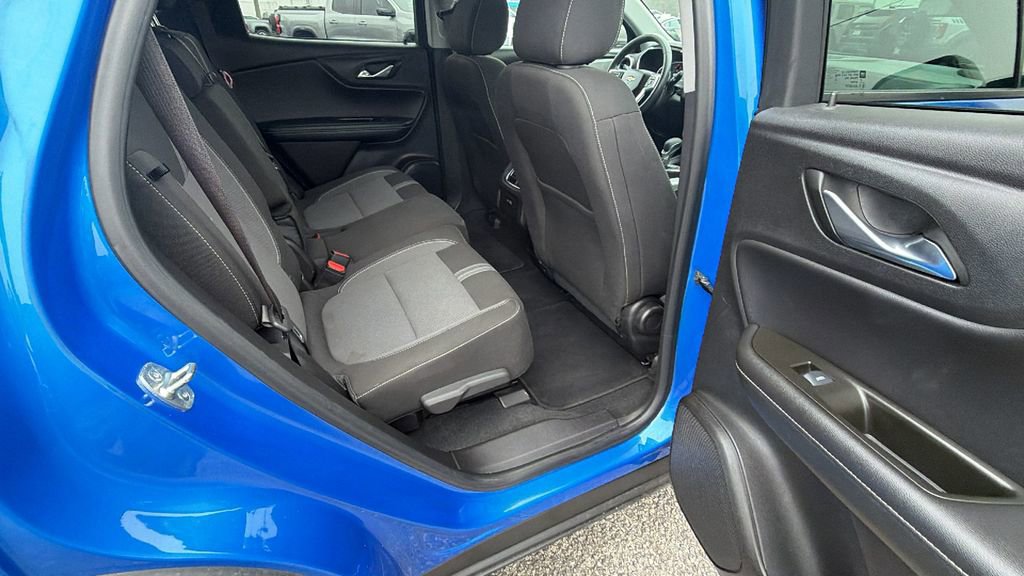 Certified 2025 Chevrolet Blazer LT w/ Midnight/Sport Edition image 18